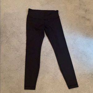 Plain black lululemon leggings